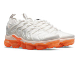 Women's AIR VAPORMAX PLUS - 07cee3c2b5e14b9a5e9946edf475a210
