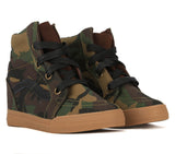 WMNS Sk8-Hi Wedge (Camo) - IMG_7861_a2db2c09-5c66-4db9-a7ed-487dd3393b94